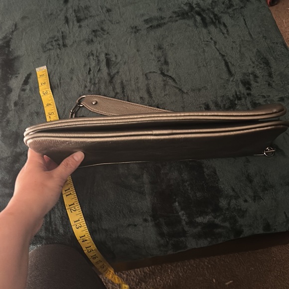 Tory Burch Gun-Metal Large Shoulder Bag/Purse - Picture 9 of 11